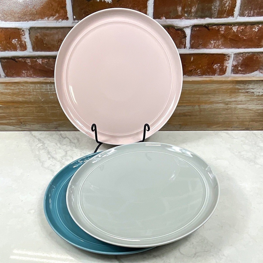Crate & Barrel Aaron Probyn 3-Piece 10.5 in Ceramic Round Solid Dinner Plates